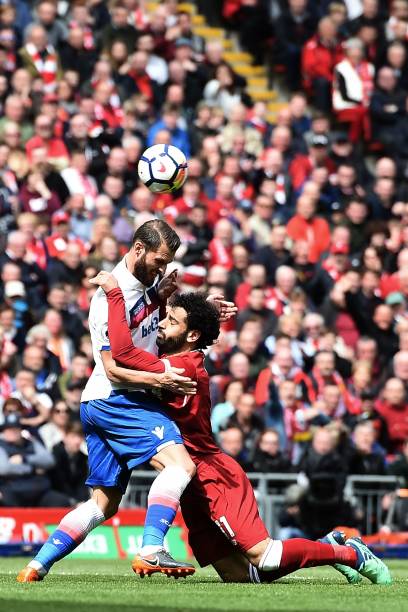 申花队的困 申花队的困